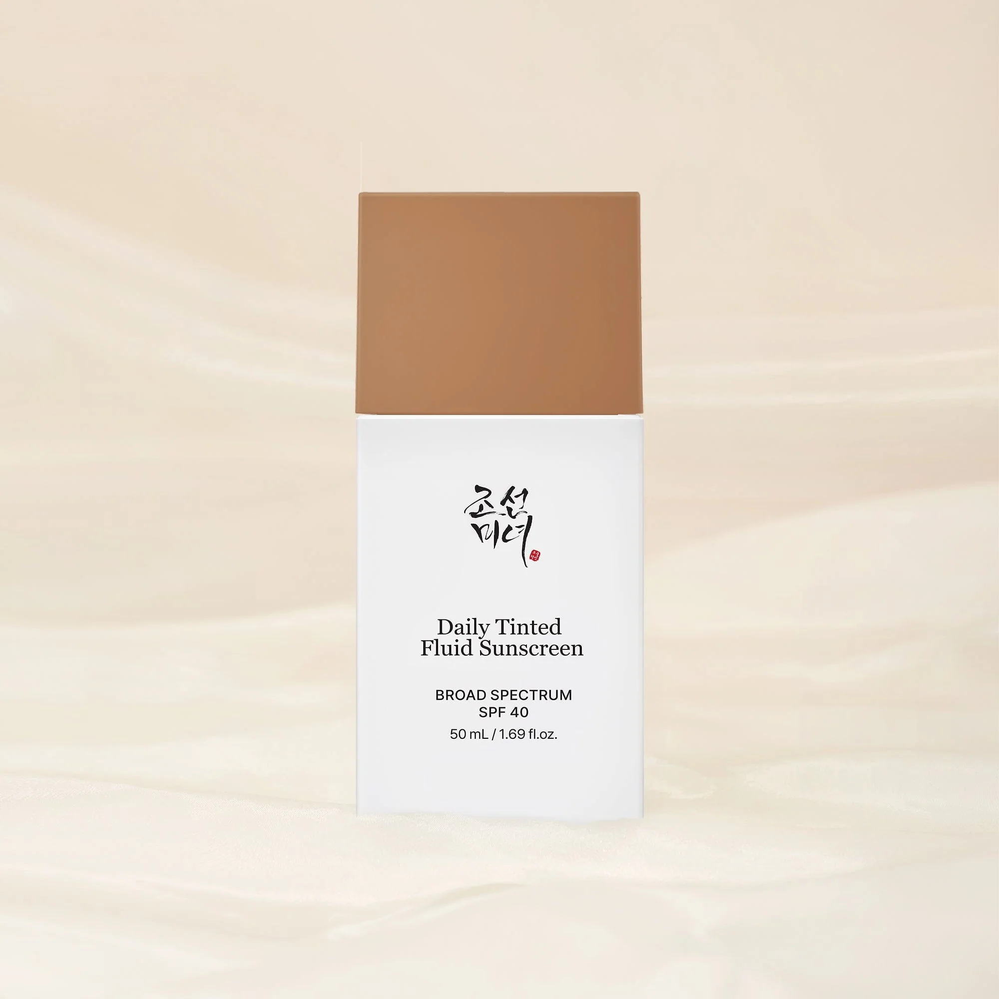 VELICA - DAILY TINTED SUNSCREEN SPF 40